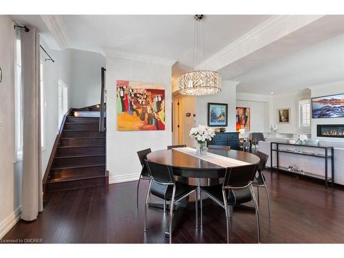 139 Wilson Street, Oakville, ON - Indoor Photo Showing Dining Room