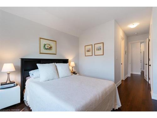 139 Wilson Street, Oakville, ON - Indoor Photo Showing Bedroom