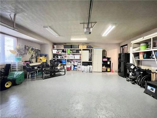 184 Dundas Street E, Waterdown, ON - Indoor Photo Showing Garage