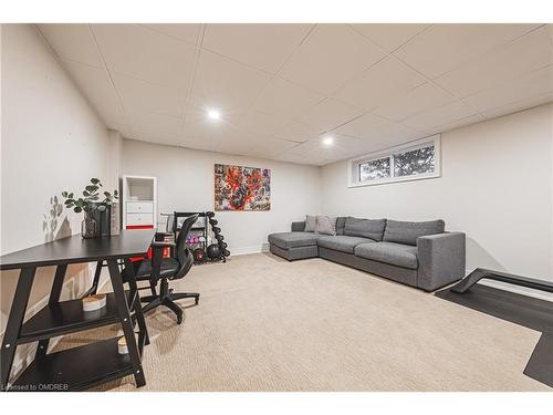 665 Montego Crescent, Burlington, ON - Indoor