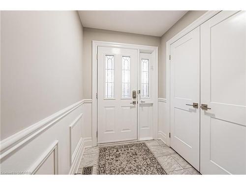 665 Montego Crescent, Burlington, ON - Indoor Photo Showing Other Room