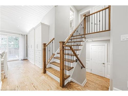 665 Montego Crescent, Burlington, ON - Indoor Photo Showing Other Room