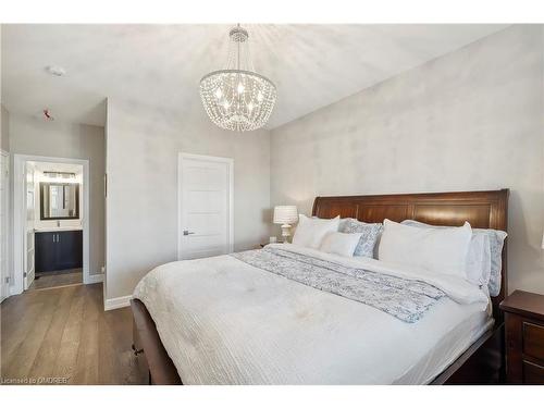 10 Campbell Street Street, Thorold, ON - Indoor Photo Showing Bedroom