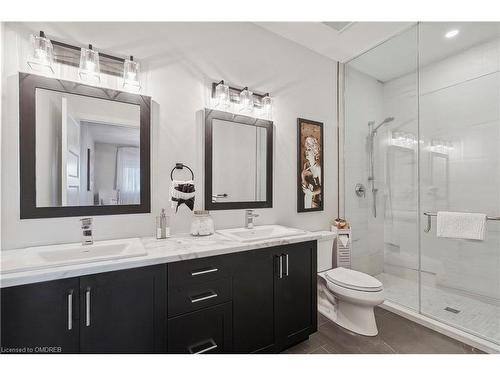 10 Campbell Street Street, Thorold, ON - Indoor Photo Showing Bathroom