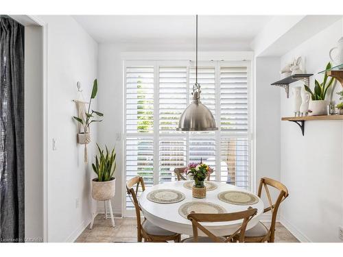 2037 Trawden Way, Oakville, ON - Indoor Photo Showing Dining Room