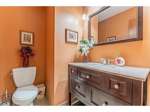 2080 Sixth Line, Oakville, ON - Indoor Photo Showing Bathroom