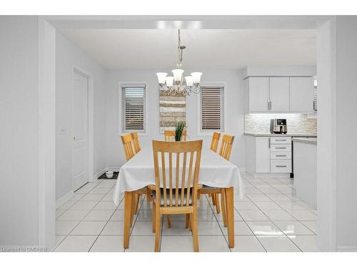 265 River Glen Boulevard, Oakville, ON - Indoor Photo Showing Dining Room