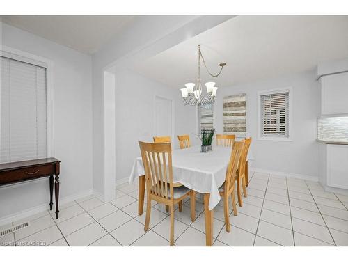 265 River Glen Boulevard, Oakville, ON - Indoor Photo Showing Dining Room