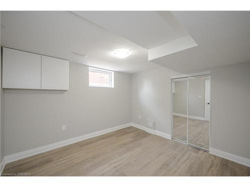 Lower-144 East 44Th Street, Hamilton, ON - Indoor Photo Showing Other Room