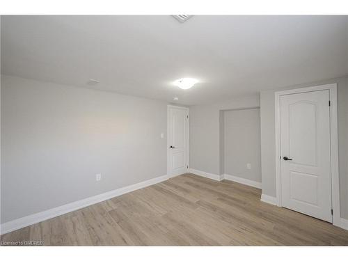 Lower-144 East 44Th Street, Hamilton, ON - Indoor Photo Showing Other Room