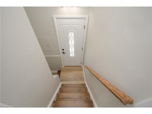 Lower-144 East 44Th Street, Hamilton, ON - Indoor Photo Showing Other Room