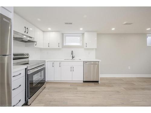 Lower-144 East 44Th Street, Hamilton, ON - Indoor Photo Showing Kitchen With Stainless Steel Kitchen