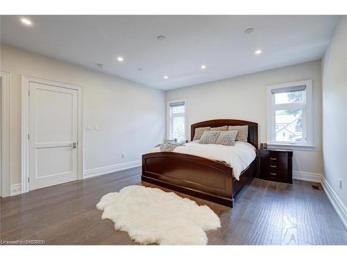 1164 Bridge Road, Oakville, ON - Indoor Photo Showing Bedroom