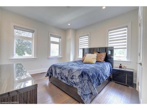 1164 Bridge Road, Oakville, ON - Indoor Photo Showing Bedroom