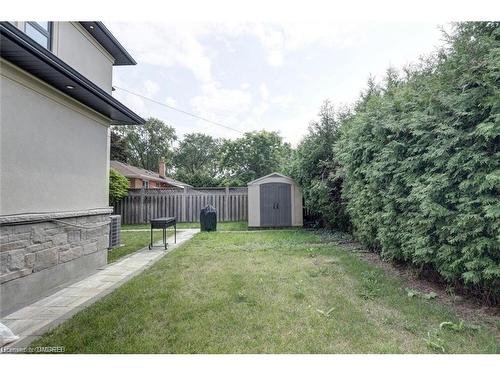 1164 Bridge Road, Oakville, ON - Outdoor