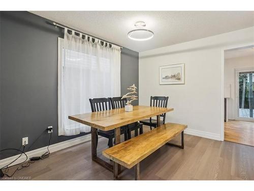 5021 Bunton Crescent, Burlington, ON - Indoor Photo Showing Dining Room