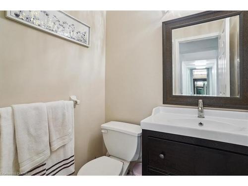 5021 Bunton Crescent, Burlington, ON - Indoor Photo Showing Bathroom