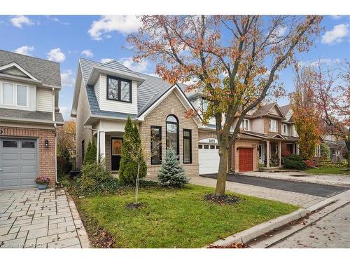 5021 Bunton Crescent, Burlington, ON - Outdoor With Facade