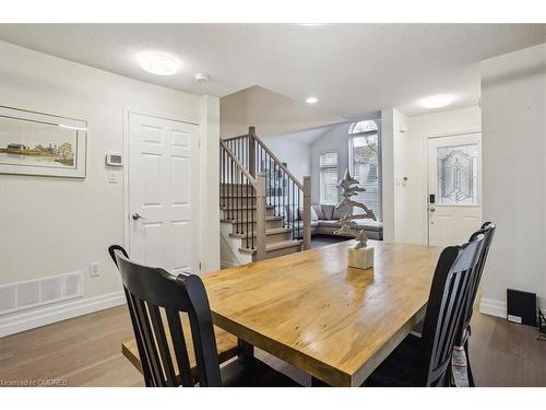 5021 Bunton Crescent, Burlington, ON - Indoor Photo Showing Dining Room