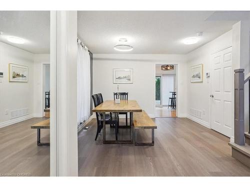 5021 Bunton Crescent, Burlington, ON - Indoor Photo Showing Dining Room