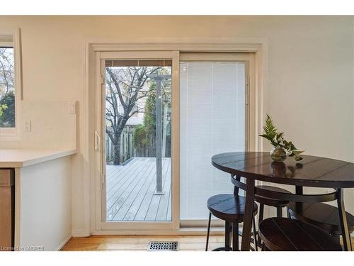 5021 Bunton Crescent, Burlington, ON - Indoor Photo Showing Dining Room