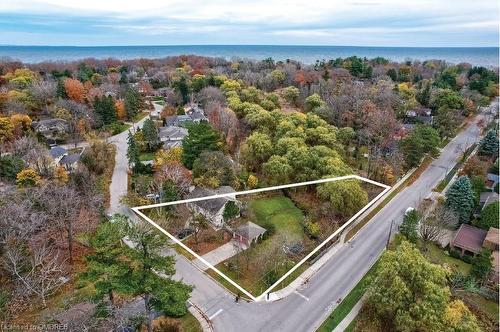 1340 Contour Drive, Mississauga, ON - Outdoor With Body Of Water With View