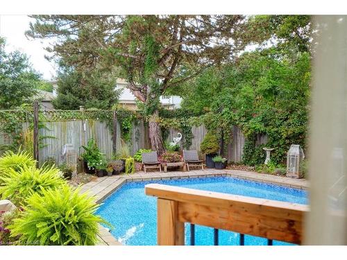 105 Osborne Crescent, Oakville, ON - Outdoor With In Ground Pool With Backyard