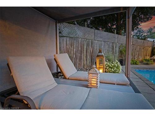 105 Osborne Crescent, Oakville, ON - Outdoor With In Ground Pool With Exterior