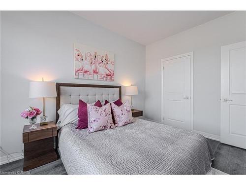 35-550 Grey Street, Brantford, ON - Indoor Photo Showing Bedroom