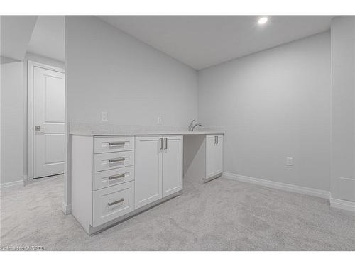 35-550 Grey Street, Brantford, ON - Indoor Photo Showing Other Room