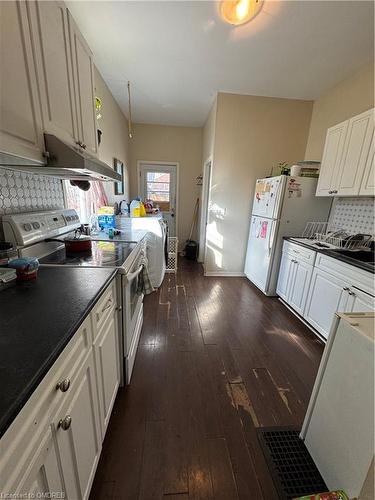 73 Cathcart Street, Hamilton, ON - Indoor Photo Showing Kitchen