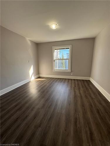 75 Cathcart Street, Hamilton, ON - Indoor Photo Showing Other Room