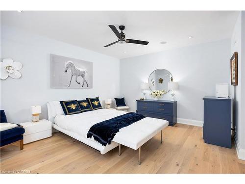 212 Pine Cove Road, Burlington, ON - Indoor Photo Showing Bedroom