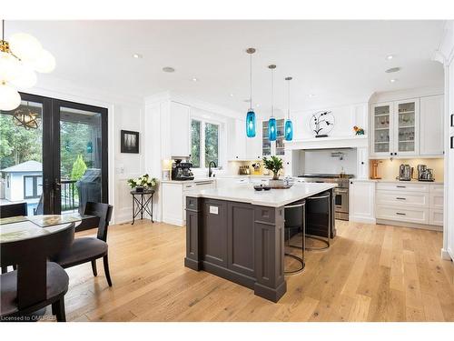 212 Pine Cove Road, Burlington, ON - Indoor Photo Showing Kitchen With Upgraded Kitchen