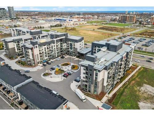 535-102 Grovewood Common, Oakville, ON - Outdoor With View