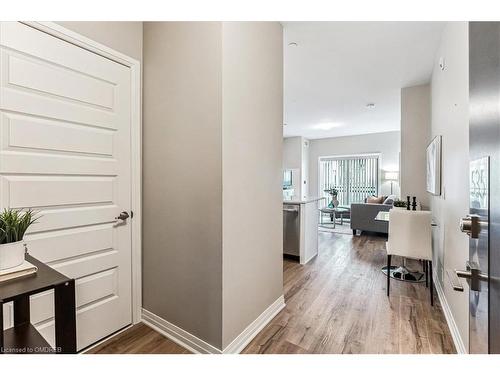 535-102 Grovewood Common, Oakville, ON - Indoor