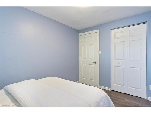 12-1301 Upper Gage Avenue, Hamilton, ON - Indoor Photo Showing Bedroom