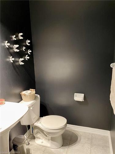 113 Aird Court, Milton, ON - Indoor Photo Showing Bathroom