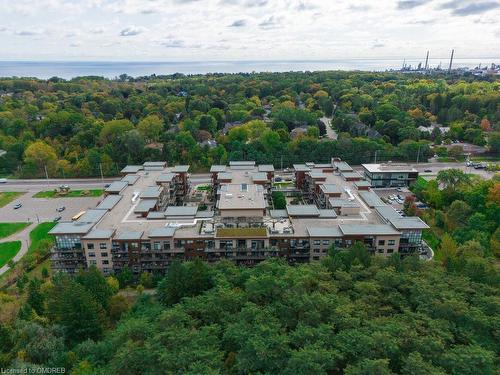 411-1575 Lakeshore Road W, Mississauga, ON - Outdoor With View