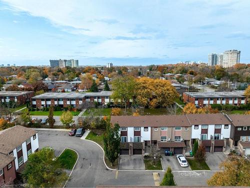 99-1221 Dundix Road, Mississauga, ON - Outdoor With View