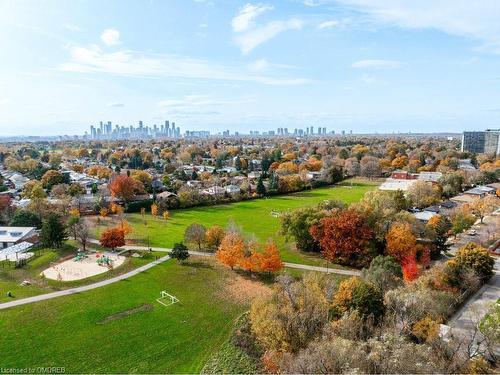 99-1221 Dundix Road, Mississauga, ON - Outdoor With View