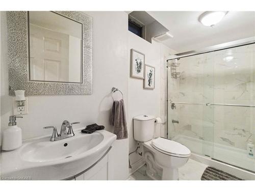 7 Wyoming Trail, Brampton, ON - Indoor Photo Showing Bathroom