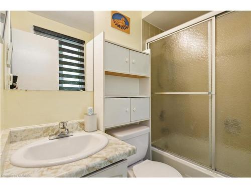 24-5475 Lakeshore Road, Burlington, ON - Indoor Photo Showing Bathroom