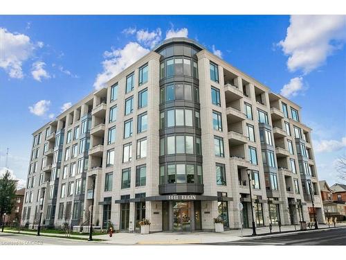 310-1441 Elgin Street, Burlington, ON - Outdoor With Balcony With Facade