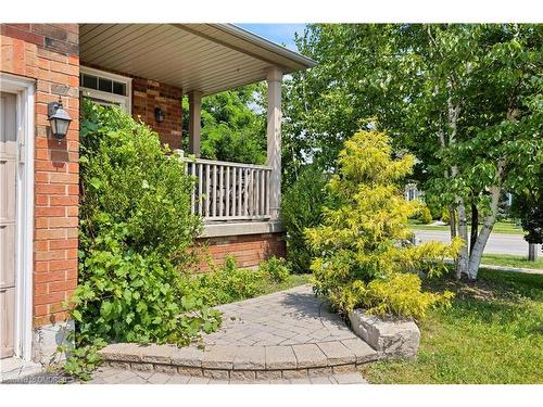 2223 Whistling Springs Crescent, Oakville, ON - Outdoor With Deck Patio Veranda