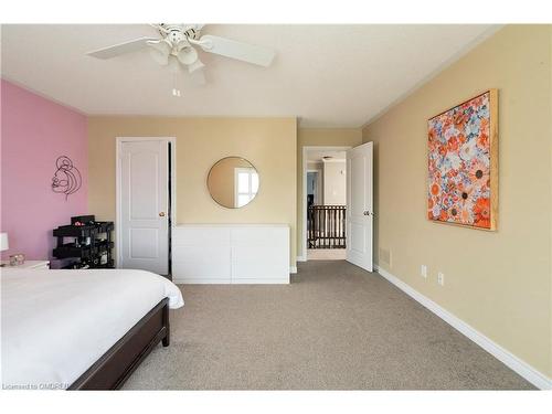 2223 Whistling Springs Crescent, Oakville, ON - Indoor Photo Showing Bedroom