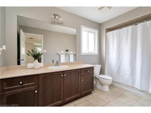 2223 Whistling Springs Crescent, Oakville, ON - Indoor Photo Showing Bathroom