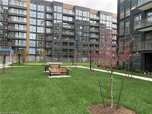 342-2343 Khalsa Gate, Oakville, ON - Outdoor With Balcony With Facade