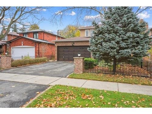 560 Marlatt Drive, Oakville, ON - Outdoor