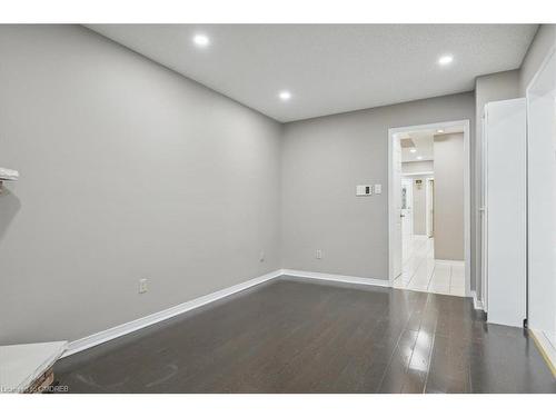 560 Marlatt Drive, Oakville, ON - Indoor Photo Showing Other Room